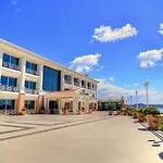 Kivrak Butik Ayvalı